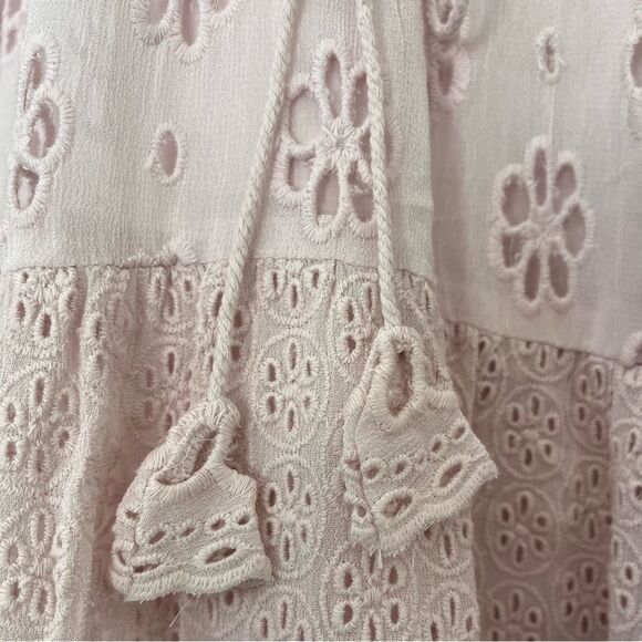 Saylor Jessika Eyelet Dress Womens Medium Blush Pink Ruffles Sleeveless NWT $330 - Picture 7 of 8